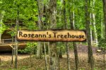 Roseann`s Treehouse - 